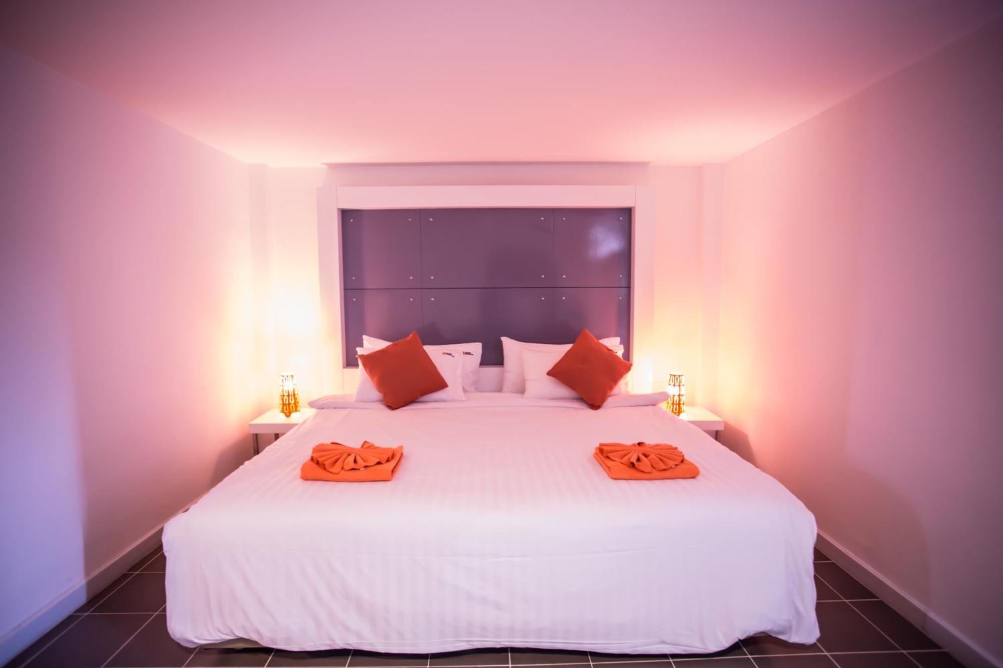 The Original Orange Hotel Nakhon Si Thammarat Pokoj fotografie